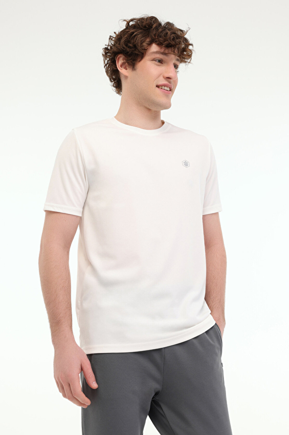 Lumberjack Regular Fit Bisiklet Yaka Erkek Tişört BASIC CT100 K BEYAZ Kırık beyaz Lumberjack Regular Fit Bisiklet Yaka Erkek Tişört BASIC CT100 K BEYAZ Kırık beyaz