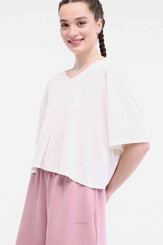 Lumberjack Regular Fit V Yaka Kadın Tişört PAOLA 11MS451 Ekru Lumberjack Regular Fit V Yaka Kadın Tişört PAOLA 11MS451 Ekru