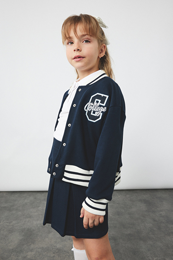 Koton Regular Fit Kolej Yaka Kız Çocuk Ceket 6WKG30002AK Lacivert Koton Regular Fit Kolej Yaka Kız Çocuk Ceket 6WKG30002AK Lacivert