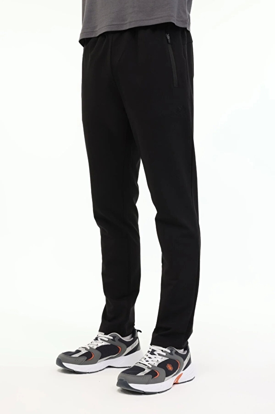 Lumberjack Regular Fit Erkek Eşofman Altı BASIC CT121 Siyah Lumberjack Regular Fit Erkek Eşofman Altı BASIC CT121 Siyah