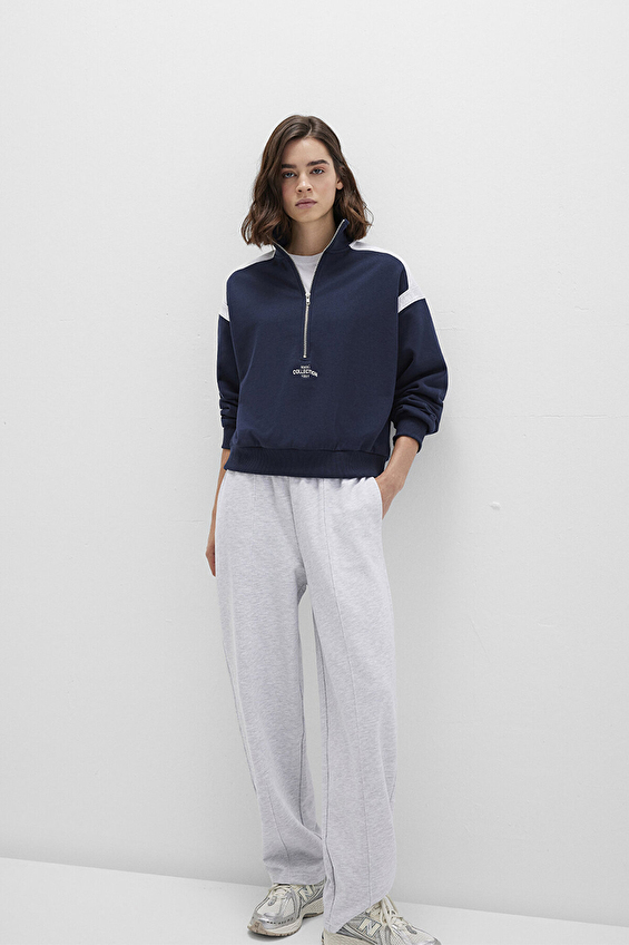 Mavi Uzun Kollu Loose Fit Kadın Sweatshirt M1S10360 32184 Lacivert Mavi Uzun Kollu Loose Fit Kadın Sweatshirt M1S10360 32184 Lacivert