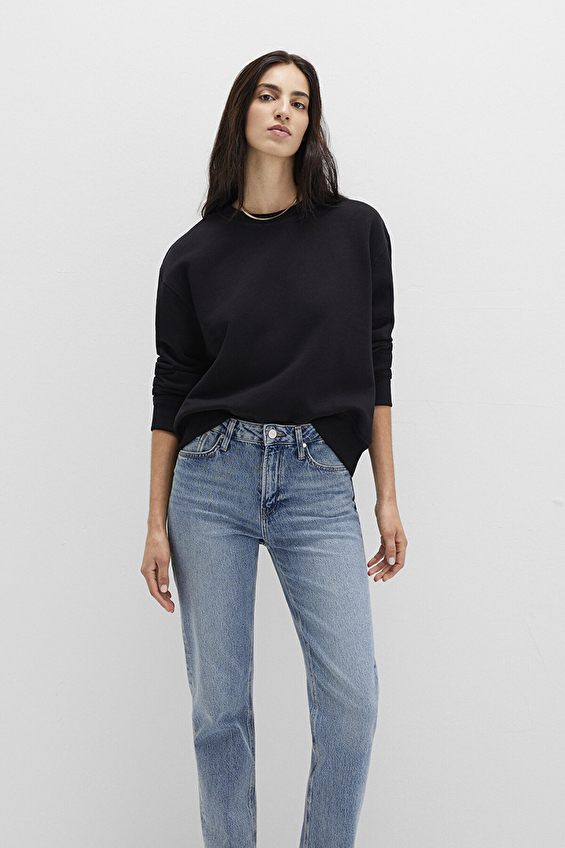 Mavi Uzun Kollu Loose Fit Kadın Sweatshirt M1S10390 900 Siyah Mavi Uzun Kollu Loose Fit Kadın Sweatshirt M1S10390 900 Siyah