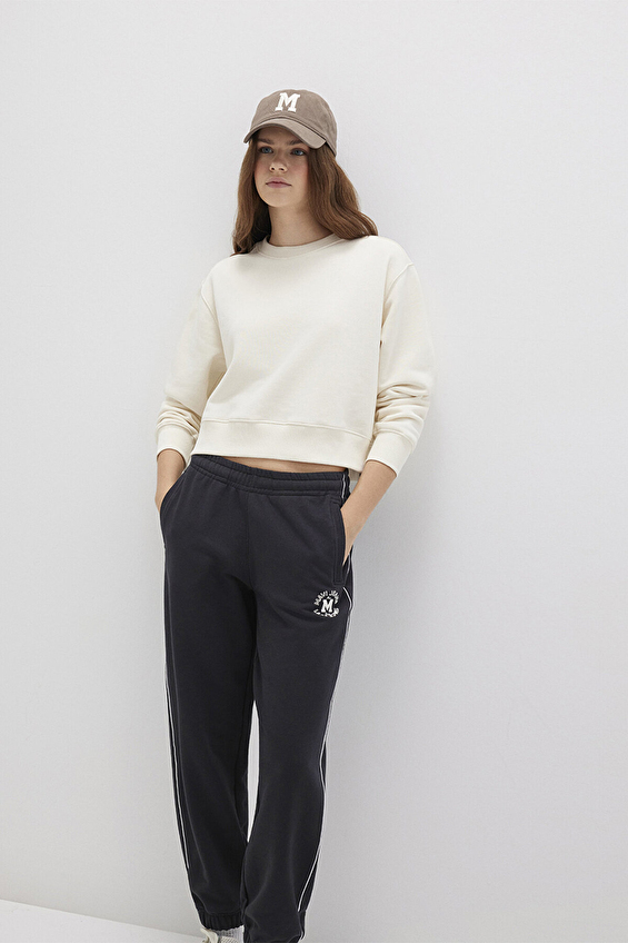 Mavi Uzun Kollu Loose Fit Kadın Sweatshirt M1S10387 70049 Sarı Mavi Uzun Kollu Loose Fit Kadın Sweatshirt M1S10387 70049 Sarı