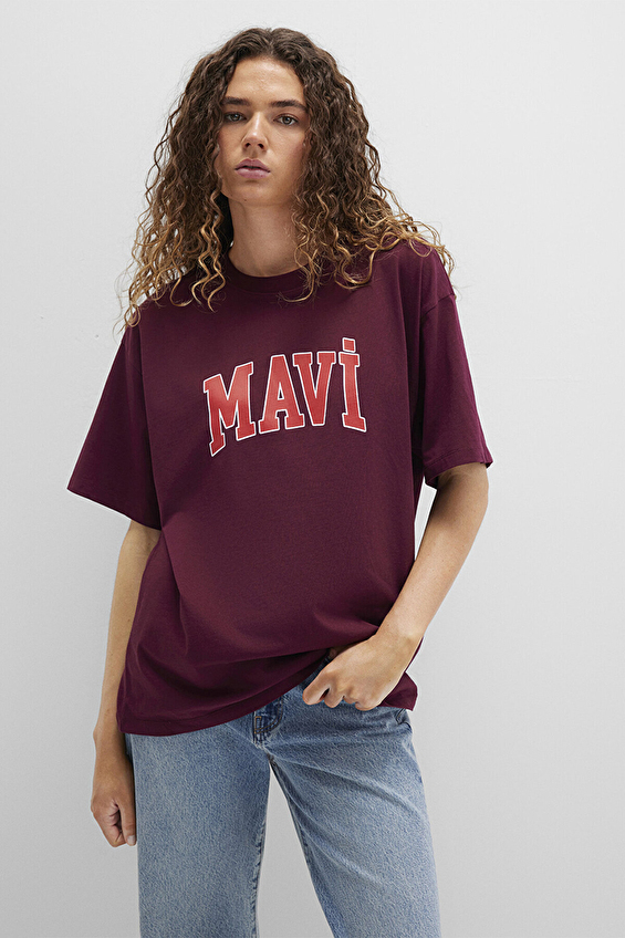 Mavi Oversize Kısa Kollu Kadın Tişört M1600843 90705 Kırmızı Mavi Oversize Kısa Kollu Kadın Tişört M1600843 90705 Kırmızı