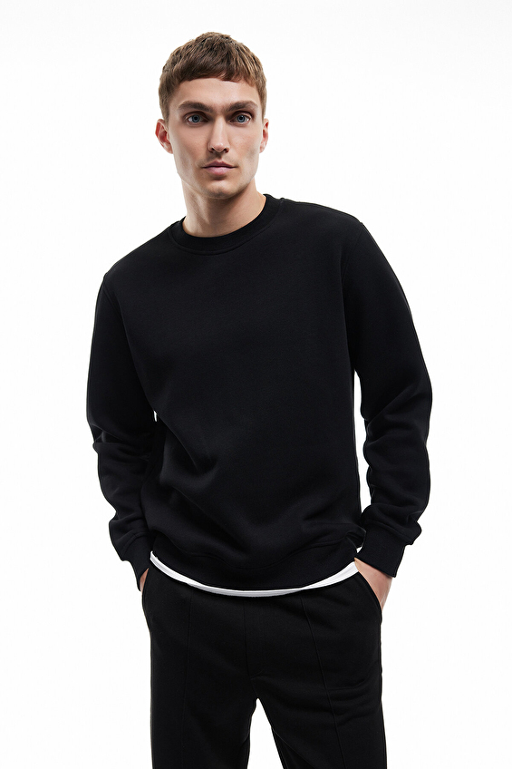 Koton Regular Fit Bisiklet Yaka Erkek Sweatshirt 6WAM70070MK Siyah Koton Regular Fit Bisiklet Yaka Erkek Sweatshirt 6WAM70070MK Siyah