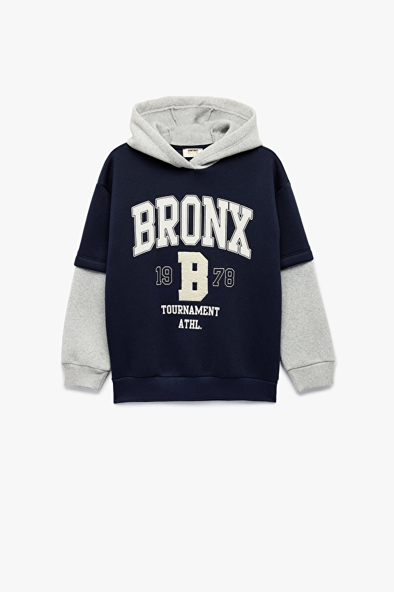 Koton Uzun Kol Kapüşonlu Oversize Erkek Çocuk Sweatshirt 6WKB10127TK Lacivert Koton Uzun Kol Kapüşonlu Oversize Erkek Çocuk Sweatshirt 6WKB10127TK Lacivert