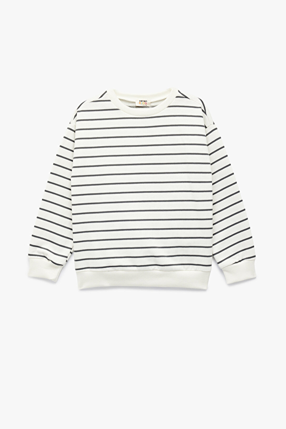 Koton Bisiklet Yaka Uzun Kol Oversize Erkek Çocuk Sweatshirt 6WKB10149TK Ekru Koton Bisiklet Yaka Uzun Kol Oversize Erkek Çocuk Sweatshirt 6WKB10149TK Ekru