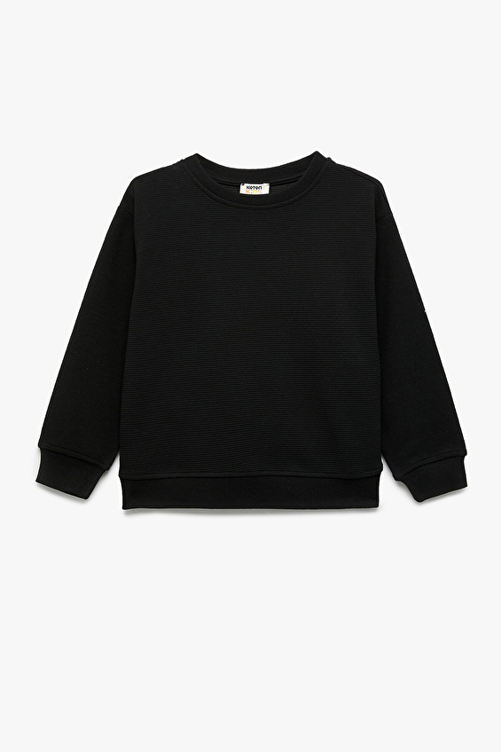 Koton Bisiklet Yaka Uzun Kol Oversize Erkek Çocuk Sweatshirt 6WKB10203TK Siyah Koton Bisiklet Yaka Uzun Kol Oversize Erkek Çocuk Sweatshirt 6WKB10203TK Siyah
