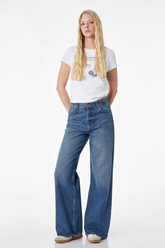 Koton Kadın Tişört 6SAL10076IK Ekru Koton Kadın Tişört 6SAL10076IK Ekru