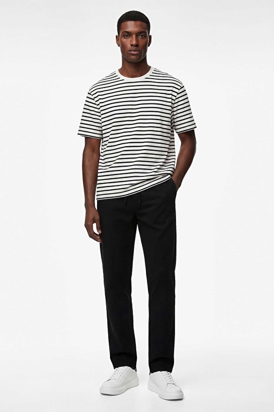 Koton Straight Fit Erkek Pantolon 6SAM40018HW Siyah Koton Straight Fit Erkek Pantolon 6SAM40018HW Siyah