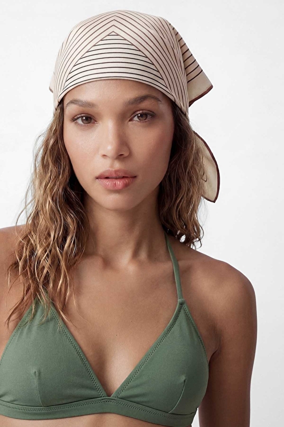 Koton Kadın Bikini Üstü 6SAK10003MM Haki Koton Kadın Bikini Üstü 6SAK10003MM Haki