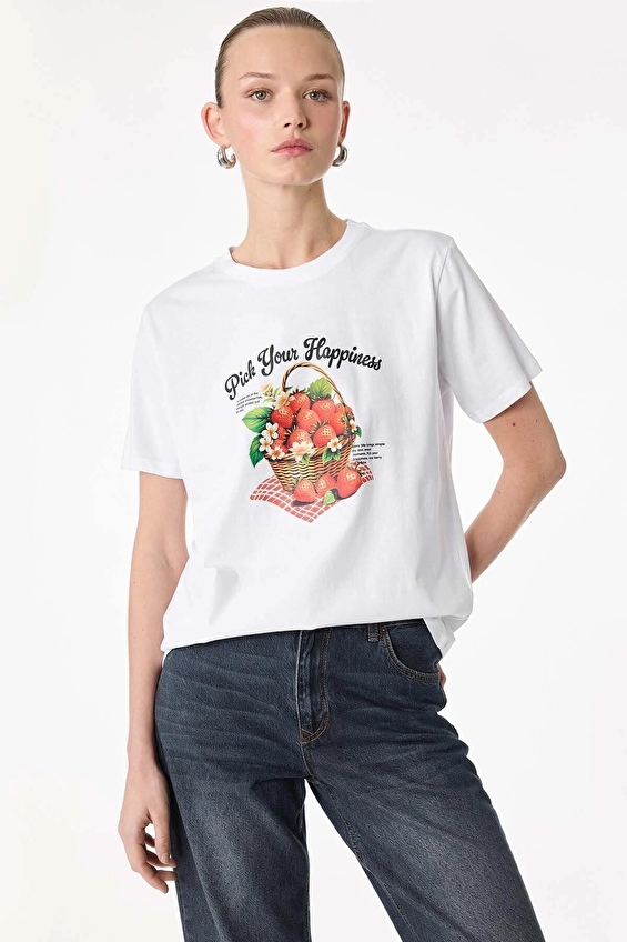 Koton Regular Fit Bisiklet Yaka Kadın Tişört 6SAK50034EK Beyaz Koton Regular Fit Bisiklet Yaka Kadın Tişört 6SAK50034EK Beyaz