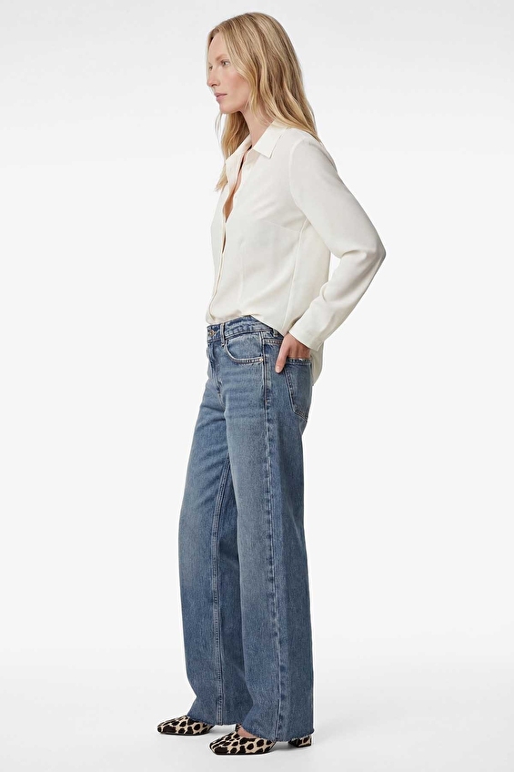 Koton Slim Fit Tek Omuz Kadın Gömlek 6SAK60138PW Beyaz Koton Slim Fit Tek Omuz Kadın Gömlek 6SAK60138PW Beyaz