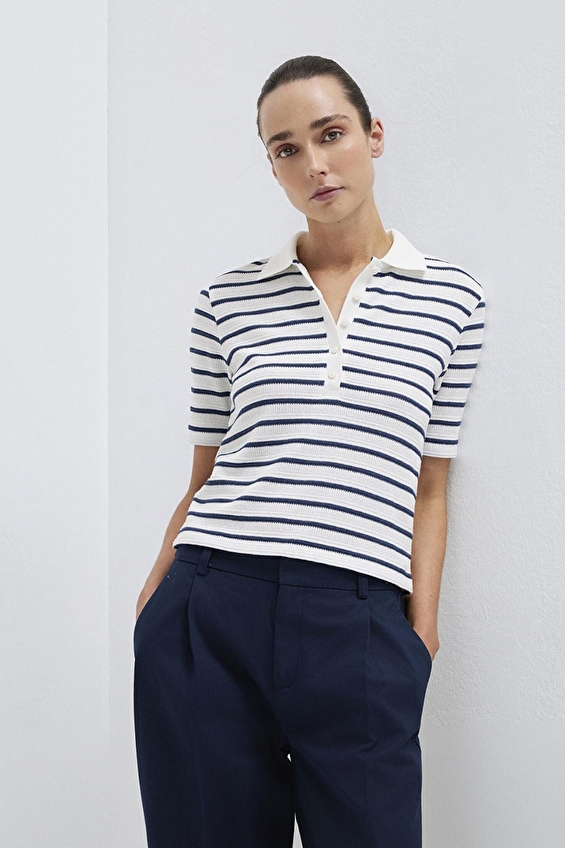 Mavi Kadın Tişört M1613787 86625 Lacivert Mavi Kadın Tişört M1613787 86625 Lacivert