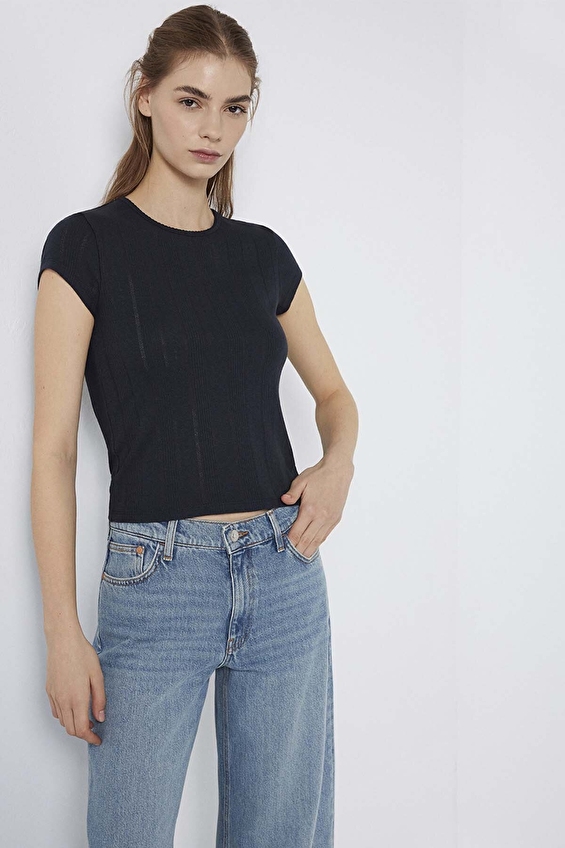 Mavi Kadın Tişört M1613808 70489 Lacivert Mavi Kadın Tişört M1613808 70489 Lacivert