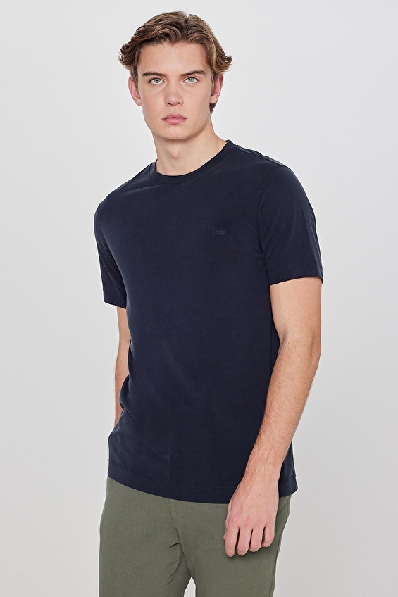 Lee Regular Fit Bisiklet Yaka Kısa Kol Erkek Tişört L2610126001 Siyah Lee Regular Fit Bisiklet Yaka Kısa Kol Erkek Tişört L2610126001 Siyah