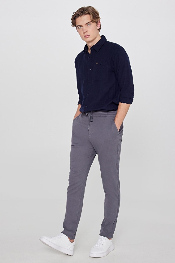 Lee Regular Fit Düz Paça Normal Bel Erkek Tencel Pantolon L2610072035 Gri Lee Regular Fit Düz Paça Normal Bel Erkek Tencel Pantolon L2610072035 Gri