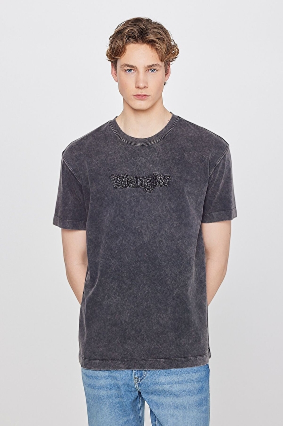 Wrangler Regular Fit Bisiklet Yaka Kısa Kol Erkek Tişört W2610028001 Siyah Wrangler Regular Fit Bisiklet Yaka Kısa Kol Erkek Tişört W2610028001 Siyah
