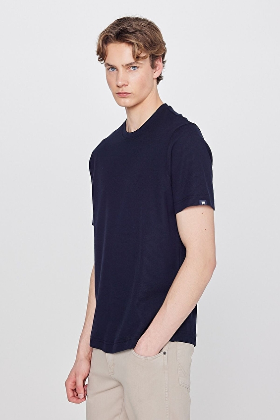 Wrangler Regular Fit Bisiklet Yaka Kısa Kol Erkek Tişört W2610159410 Lacivert Wrangler Regular Fit Bisiklet Yaka Kısa Kol Erkek Tişört W2610159410 Lacivert
