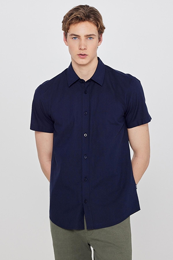 Wrangler Regular Fit Bisiklet Yaka Kısa Kol Erkek Tişört W5931566410 Lacivert Wrangler Regular Fit Bisiklet Yaka Kısa Kol Erkek Tişört W5931566410 Lacivert