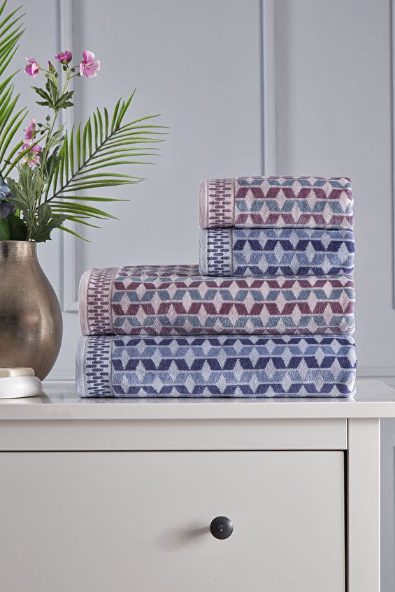 Özdilek Cuatro Bordes Havlu Seti Özdilek Cuatro Bordes Havlu Seti