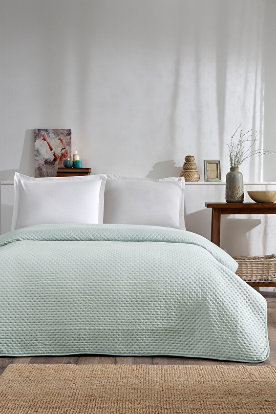 Floretta Blanco Çift Kişilik Yatak Örtüsü 230x250 cm Floretta Blanco Çift Kişilik Yatak Örtüsü 230x250 cm