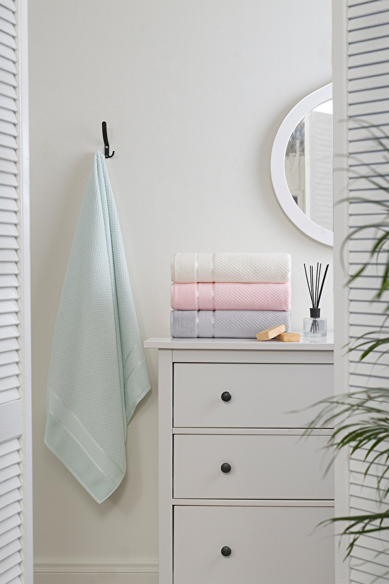 Özdilek Bright Kadife Banyo Havlusu 90x150 cm Özdilek Bright Kadife Banyo Havlusu 90x150 cm