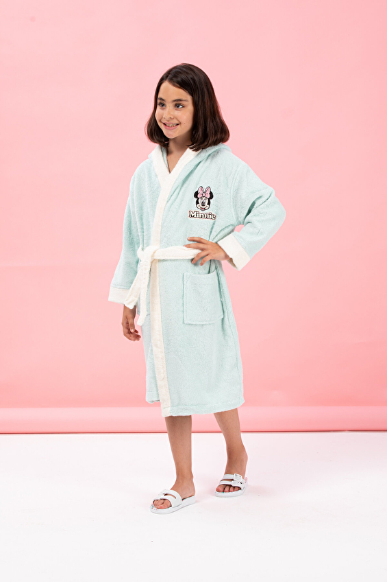 Özdilek Minnie Mouse Heart Nakışlı Disney Lisanslı Kapüşonlu Çocuk Bornozu 11/12 Yaş Özdilek Minnie Mouse Heart Nakışlı Disney Lisanslı Kapüşonlu Çocuk Bornozu 11/12 Yaş