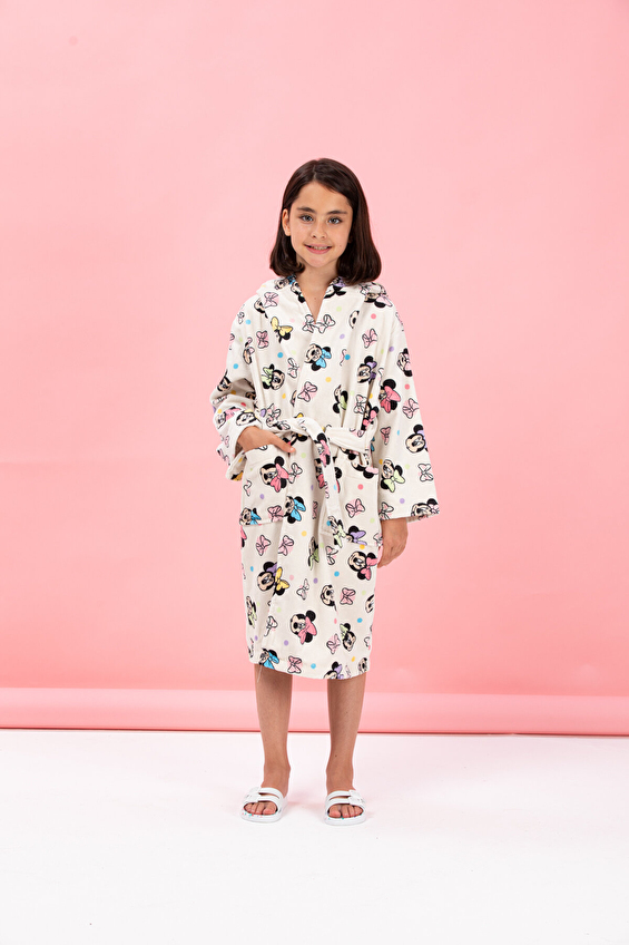 Özdilek Minnie Mouse Colours Disney Lisanslı Kapüşonlu Çocuk Bornozu 5/6 Yaş Özdilek Minnie Mouse Colours Disney Lisanslı Kapüşonlu Çocuk Bornozu 5/6 Yaş