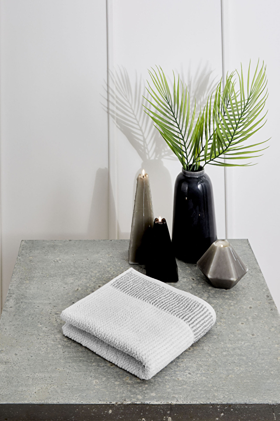 Sadem Organik Plaid El ve Yüz Havlusu 50x90 cm Sadem Organik Plaid El ve Yüz Havlusu 50x90 cm