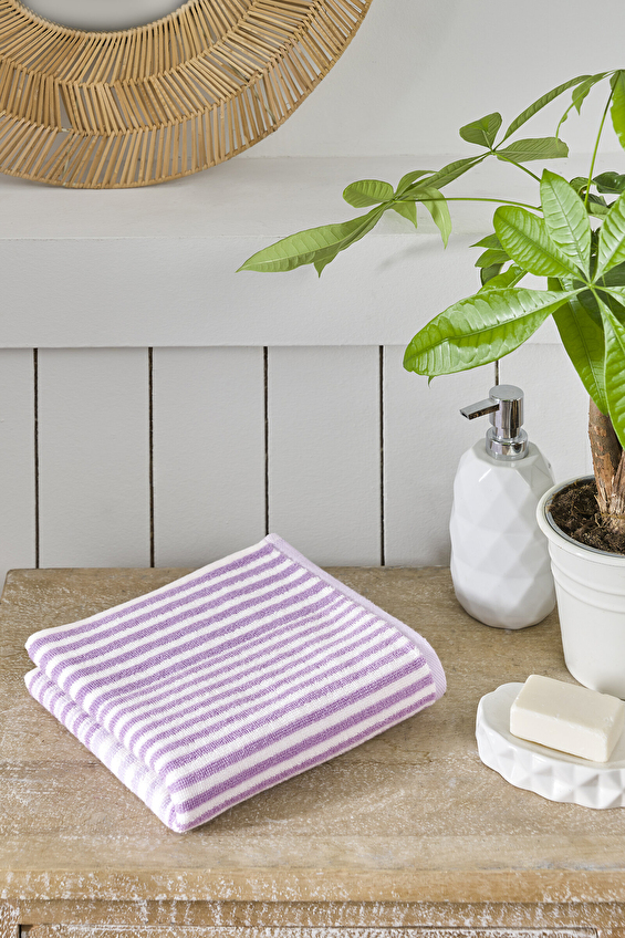 Özdilek Lined El ve Yüz Havlusu 45x90 cm Özdilek Lined El ve Yüz Havlusu 45x90 cm