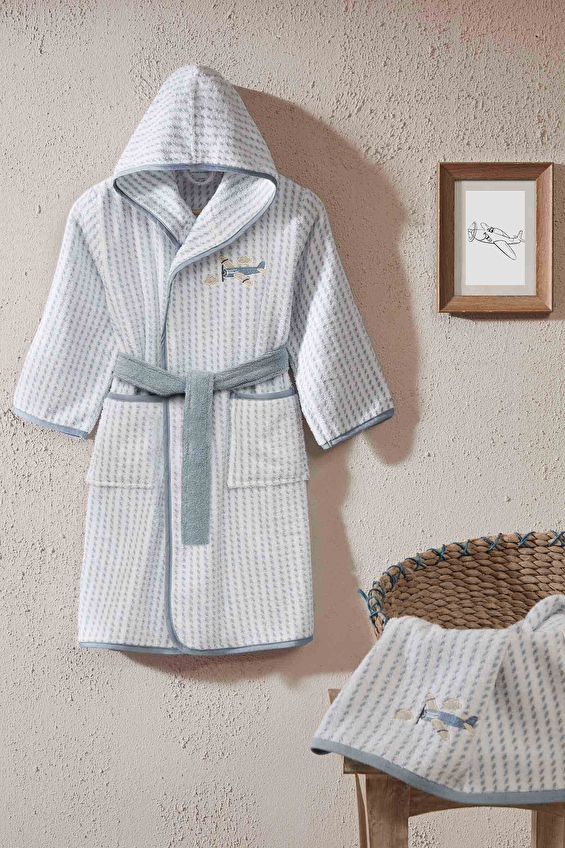 Cottons & Clouds Plane Nakışlı Kapüşonlu Çocuk Bornozu 7 / 8 Yaş