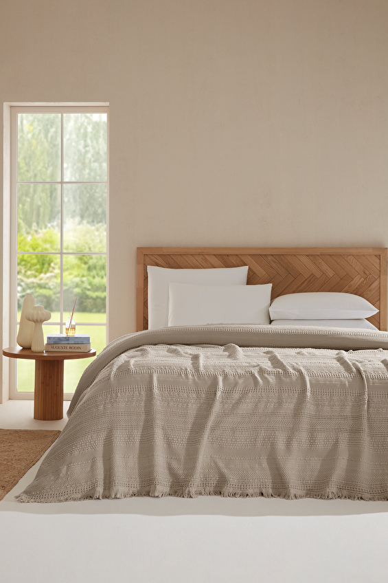 Cottons & Clouds Tribal Çift Kişilik Yatak Örtüsü 240 x 250 cm Cottons & Clouds Tribal Çift Kişilik Yatak Örtüsü 240 x 250 cm