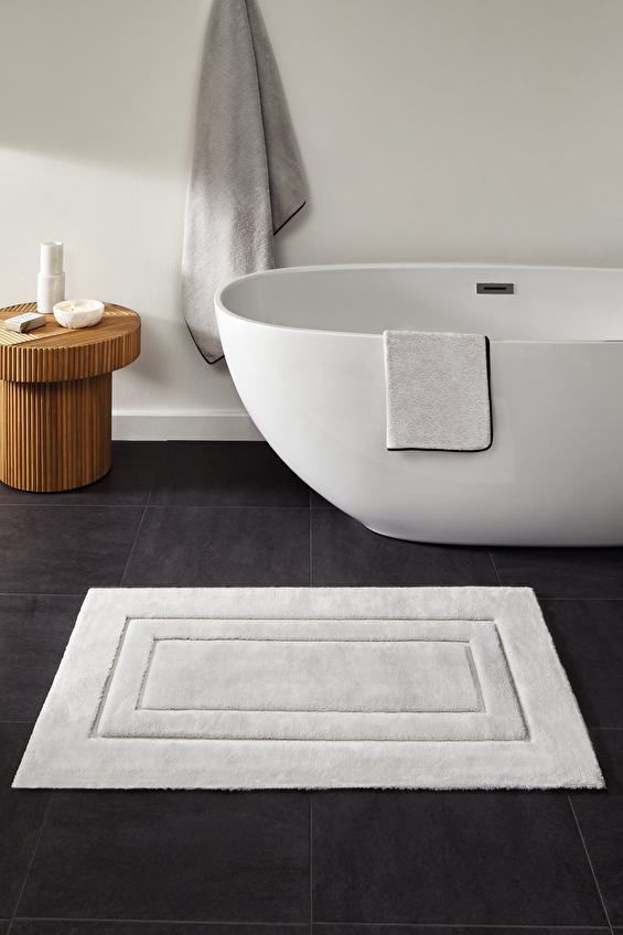 Cottons & Clouds Ribboned Banyo Paspası 61 x 102 cm Cottons & Clouds Ribboned Banyo Paspası 61 x 102 cm