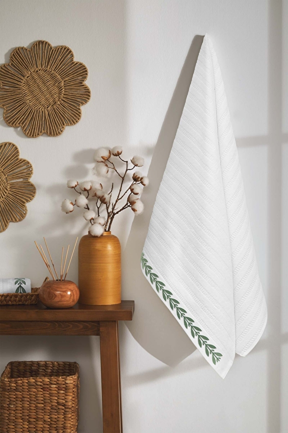 Özdilek Bergamot Butik Banyo Havlusu 90x150 cm Özdilek Bergamot Butik Banyo Havlusu 90x150 cm
