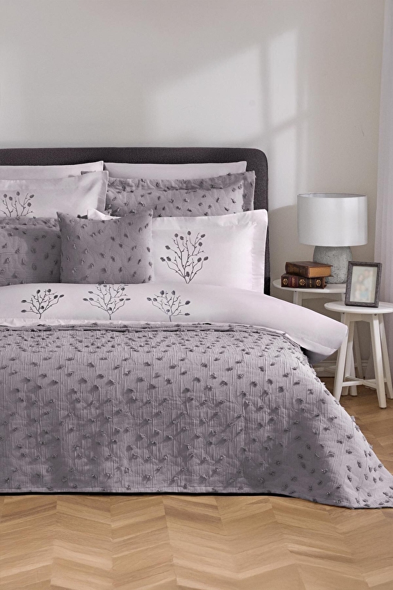 Özdilek Blume Yatak Örtülü Çift Kişilik Nevresim Takımı Özdilek Blume Yatak Örtülü Çift Kişilik Nevresim Takımı