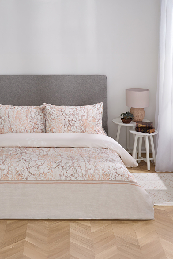 Floretta Kapas Çift Kişilik Pike Takımı Floretta Kapas Çift Kişilik Pike Takımı