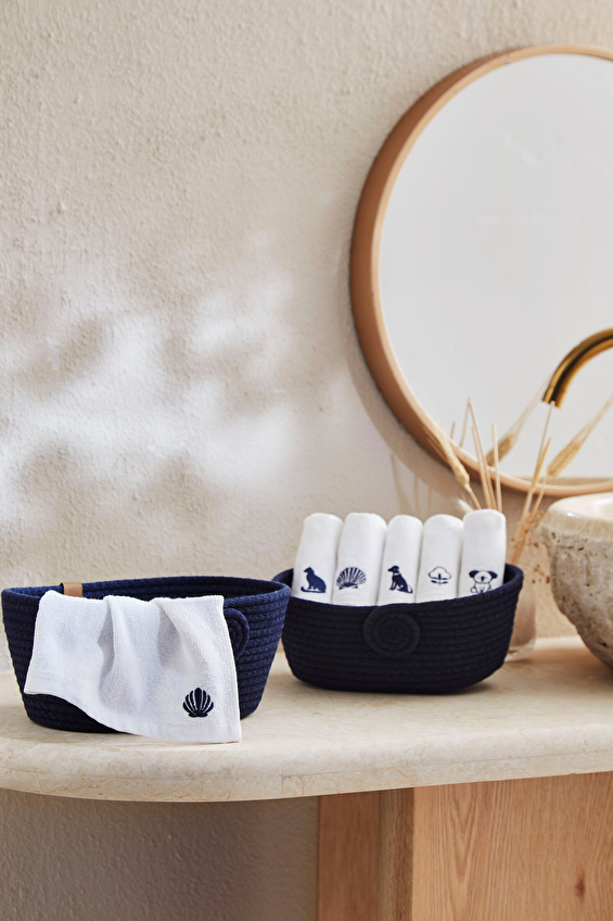 Özdilek Wipure 12'li Nakışlı Yıkanabilir Havlu Peçete 20x20 cm Özdilek Wipure 12'li Nakışlı Yıkanabilir Havlu Peçete 20x20 cm