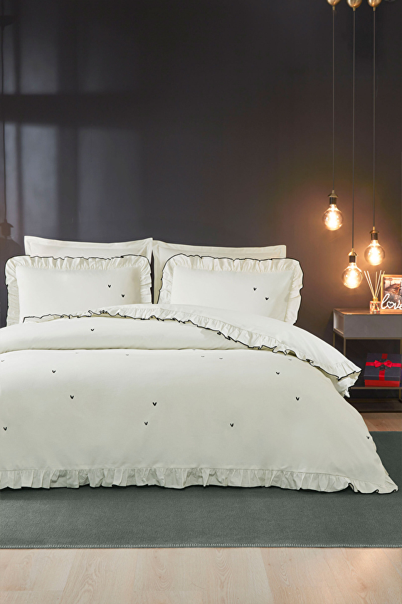 Özdilek Luminheart Çift Kişilik Lastikli Çarşaf Nevresim Takımı Özdilek Luminheart Çift Kişilik Lastikli Çarşaf Nevresim Takımı