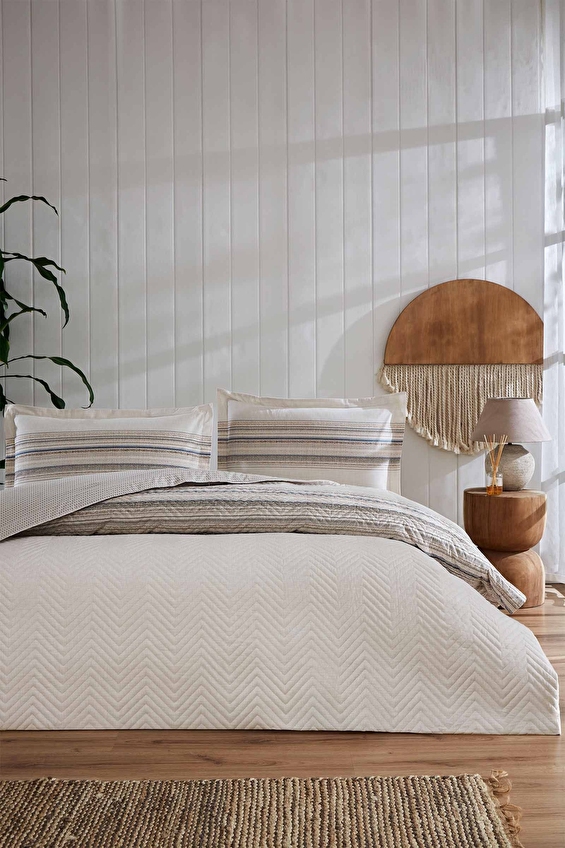 Özdilek Coser Çift Kişilik Kapitone Nevresim Takımı Özdilek Coser Çift Kişilik Kapitone Nevresim Takımı