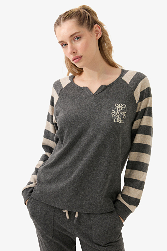 Blackspade Kadın Pijama Üstü 51973 ANT Antrasit Blackspade Kadın Pijama Üstü 51973 ANT Antrasit