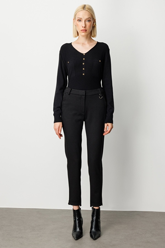 Ekol Regular Fit Dar Paça Lastikli Bel Fermuarlı Dokuma Kadın Pantolon 01041 Siyah Ekol Regular Fit Dar Paça Lastikli Bel Fermuarlı Dokuma Kadın Pantolon 01041 Siyah