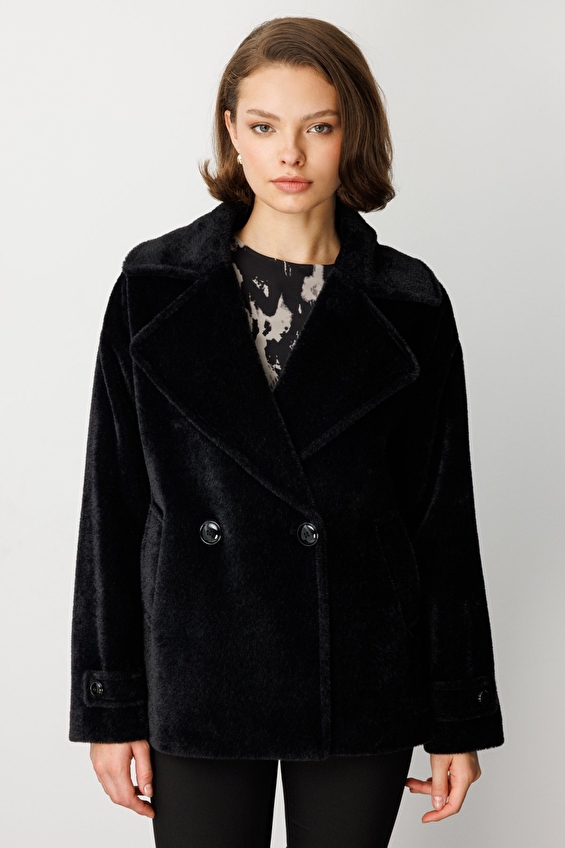 Ekol Regular Fit Düğmeli Peluş Uzun Kol Kruvaze Yaka Kadın Kaban 06035 Siyah Ekol Regular Fit Düğmeli Peluş Uzun Kol Kruvaze Yaka Kadın Kaban 06035 Siyah