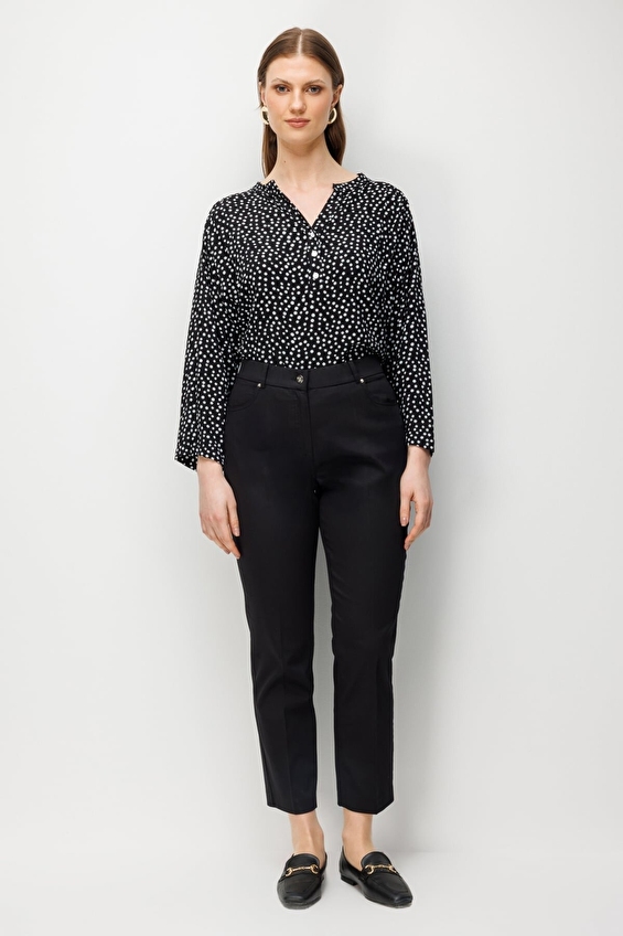 Ekol Dar Paça Fermuarlı Yüksek Bel Kadın Pantolon 04016 Siyah Ekol Dar Paça Fermuarlı Yüksek Bel Kadın Pantolon 04016 Siyah