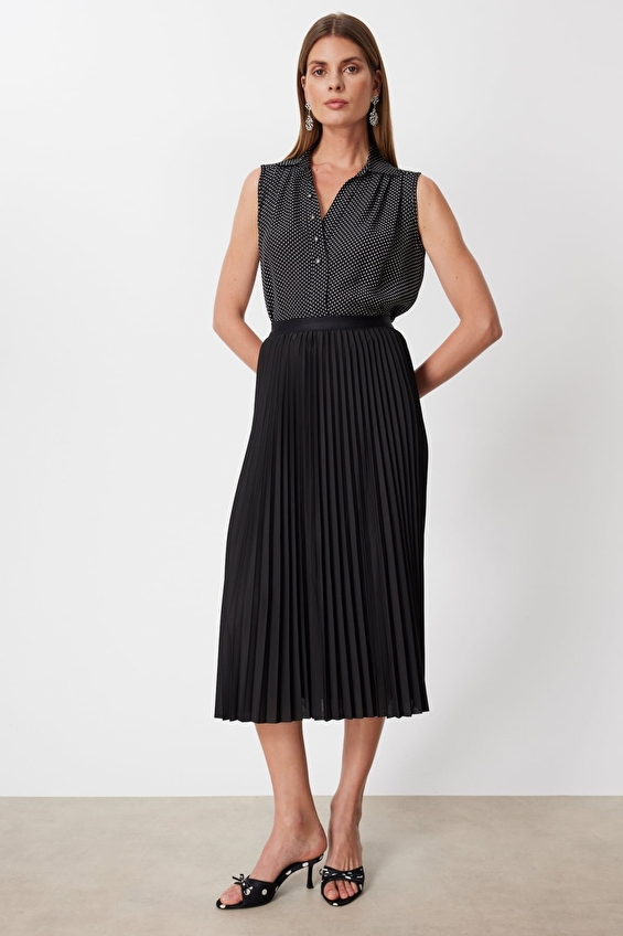 Ekol Regular Fit Polyester Lastikli Kadın Etek 03960 Siyah Ekol Regular Fit Polyester Lastikli Kadın Etek 03960 Siyah