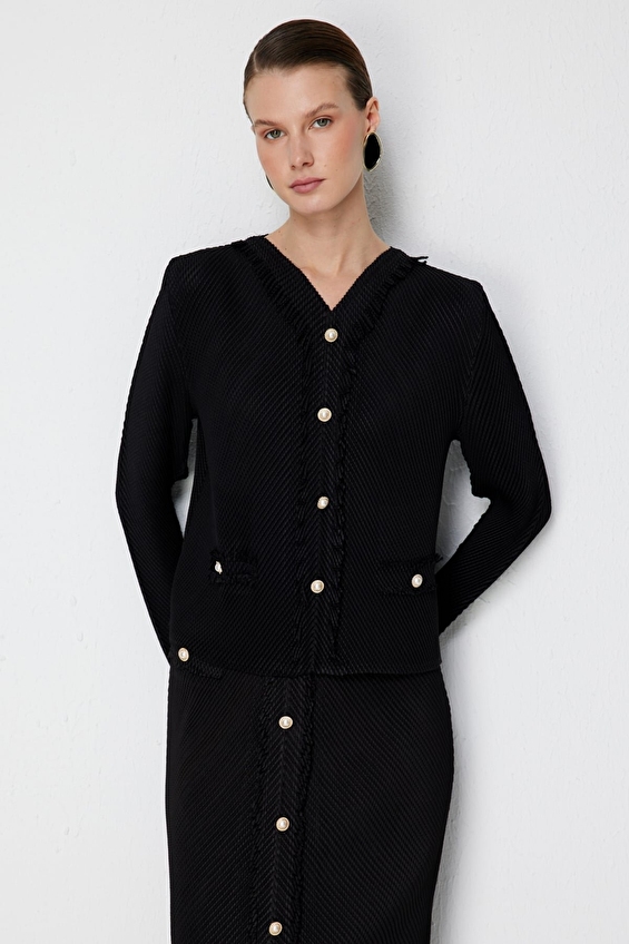 Ekol Regular Fit V Yaka Uzun Kol Kadın Bluz 02406 Siyah Ekol Regular Fit V Yaka Uzun Kol Kadın Bluz 02406 Siyah