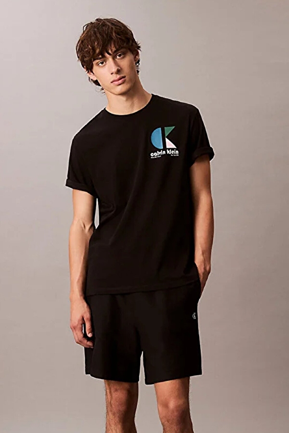 Calvin Klein Jeans Erkek Tişört LV04RC827G Siyah Calvin Klein Jeans Erkek Tişört LV04RC827G Siyah