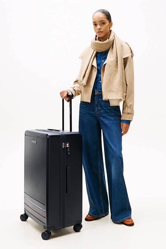 Tommy Hilfiger Unisex Seyahat Sert AU0AU01975DW6 Koyu mavi Tommy Hilfiger Unisex Seyahat Sert AU0AU01975DW6 Koyu mavi