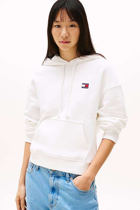 Tommy Jeans Kadın Sweatshirt DW0DW19414 Beyaz Tommy Jeans Kadın Sweatshirt DW0DW19414 Beyaz