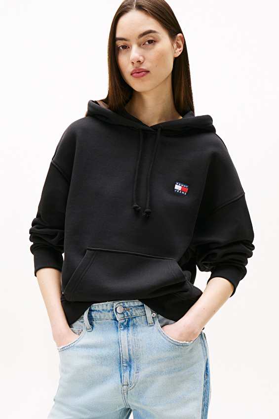 Tommy Jeans Kadın Sweatshirt DW0DW19414 Siyah Tommy Jeans Kadın Sweatshirt DW0DW19414 Siyah
